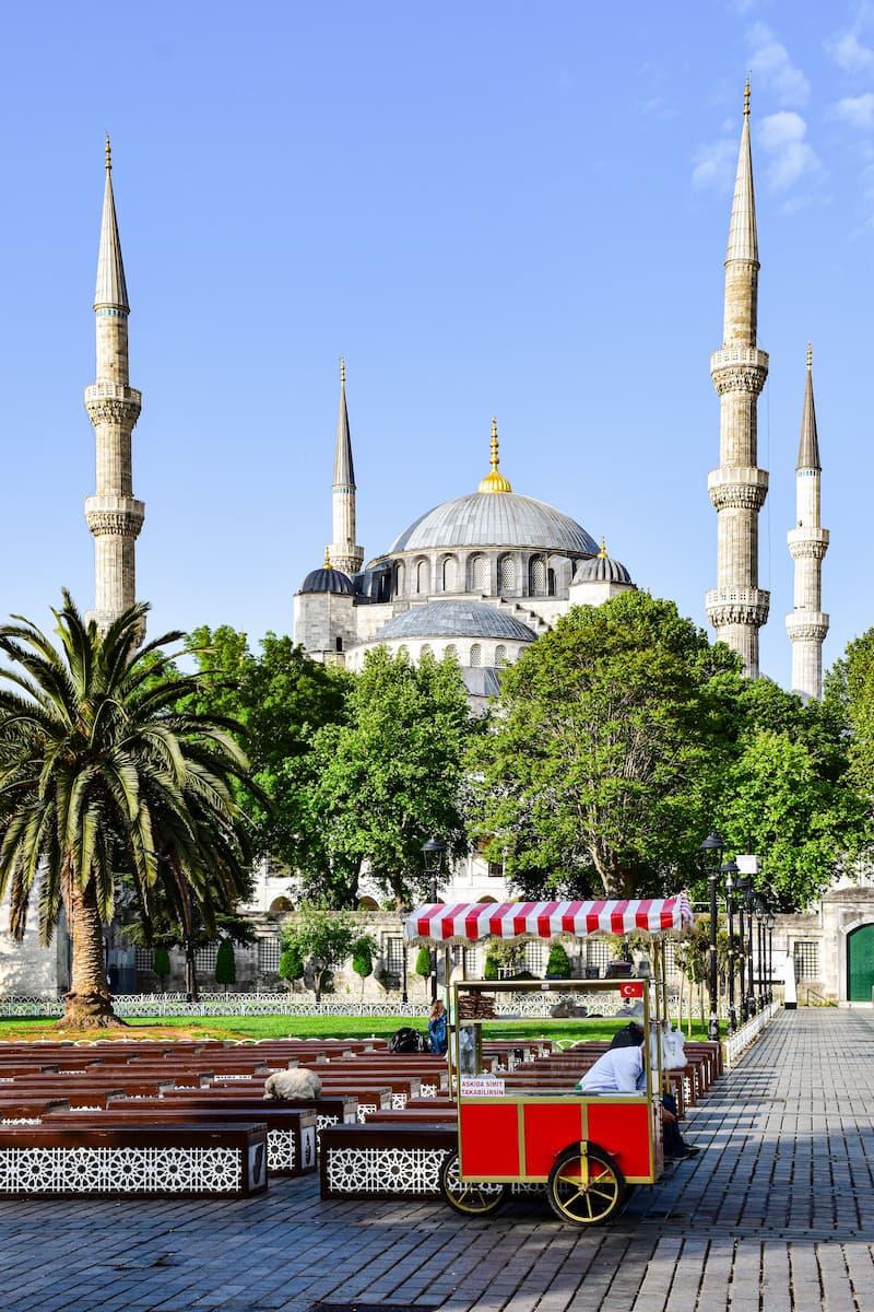 Sultanahmet square Blue Mosque simit cart Istanbul